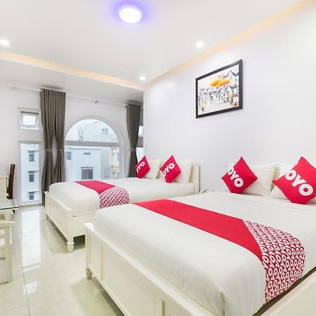 Oyo 652 Monaco Hotel Ho Chi Minh City Bagian luar foto
