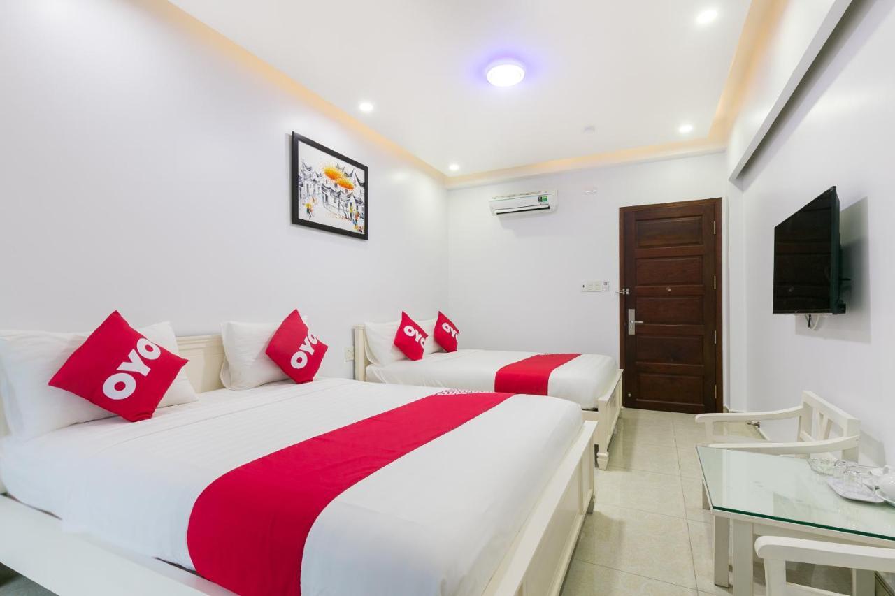 Oyo 652 Monaco Hotel Ho Chi Minh City Bagian luar foto