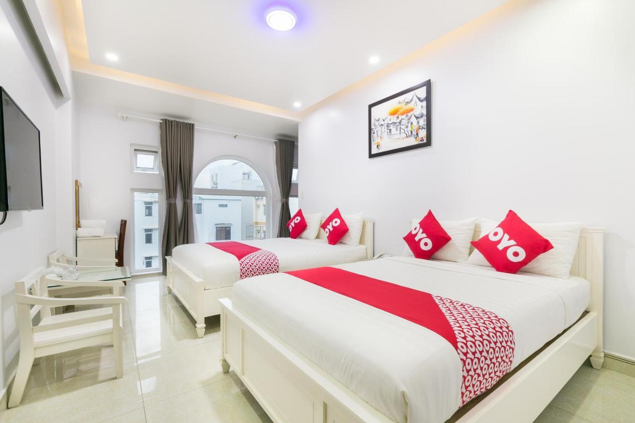 Oyo 652 Monaco Hotel Ho Chi Minh City Bagian luar foto