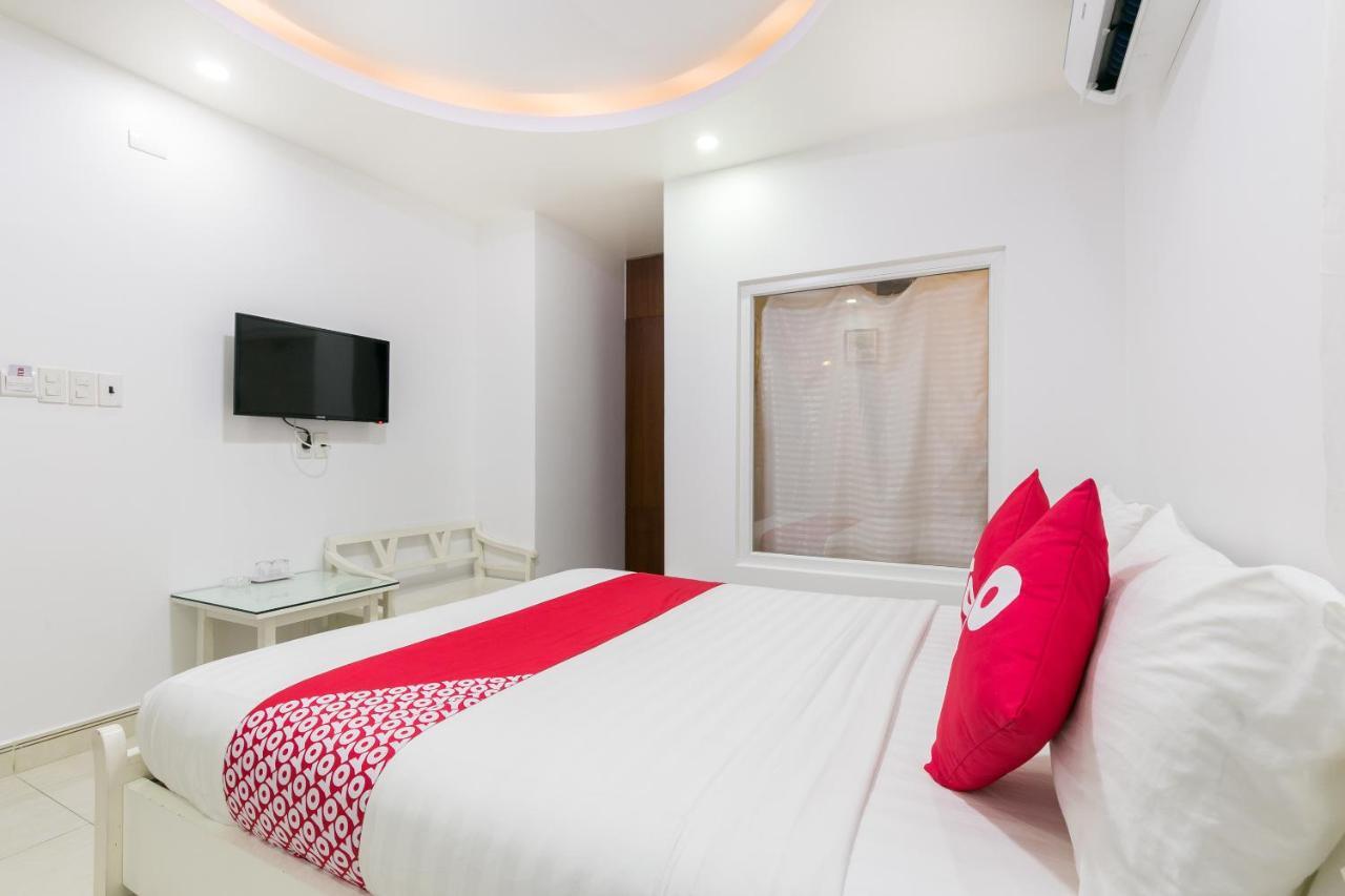 Oyo 652 Monaco Hotel Ho Chi Minh City Bagian luar foto