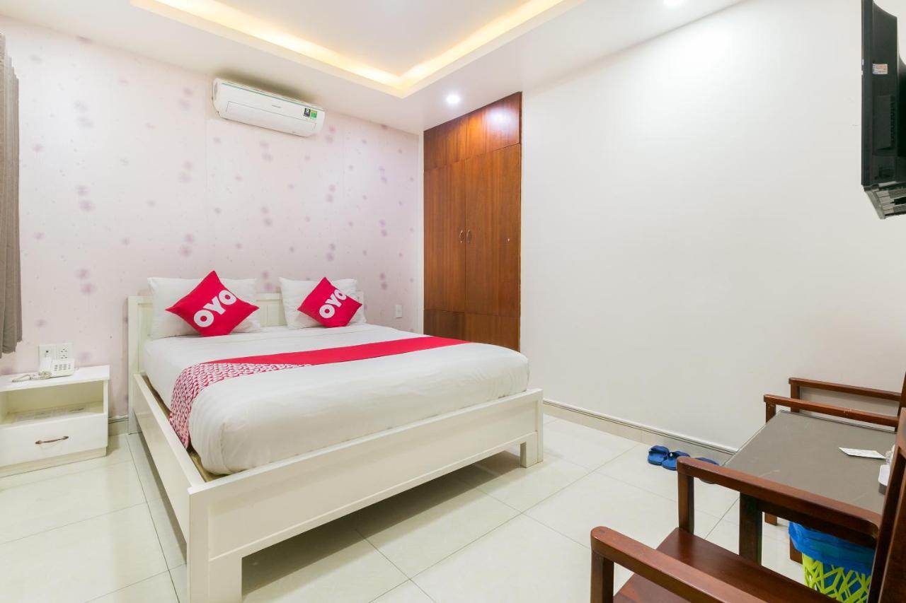 Oyo 652 Monaco Hotel Ho Chi Minh City Bagian luar foto
