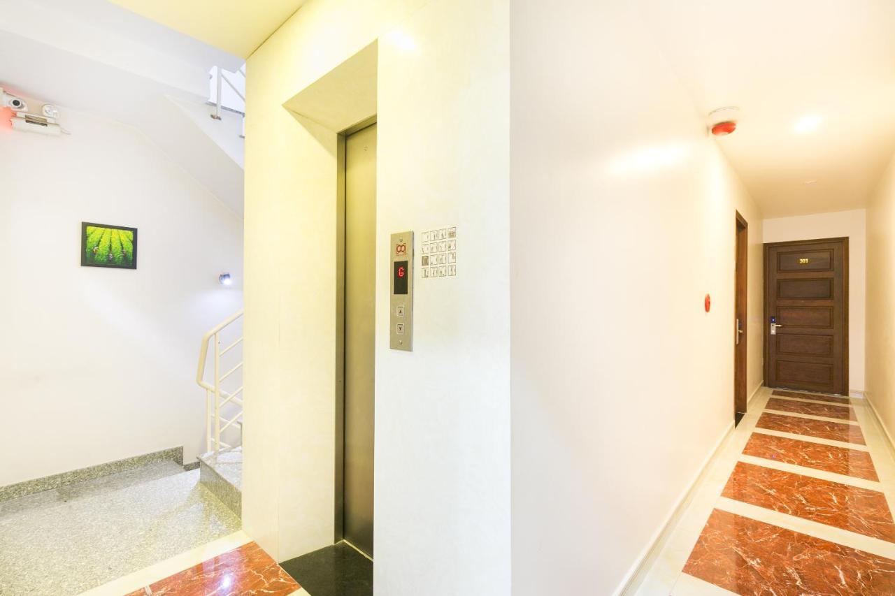 Oyo 652 Monaco Hotel Ho Chi Minh City Bagian luar foto