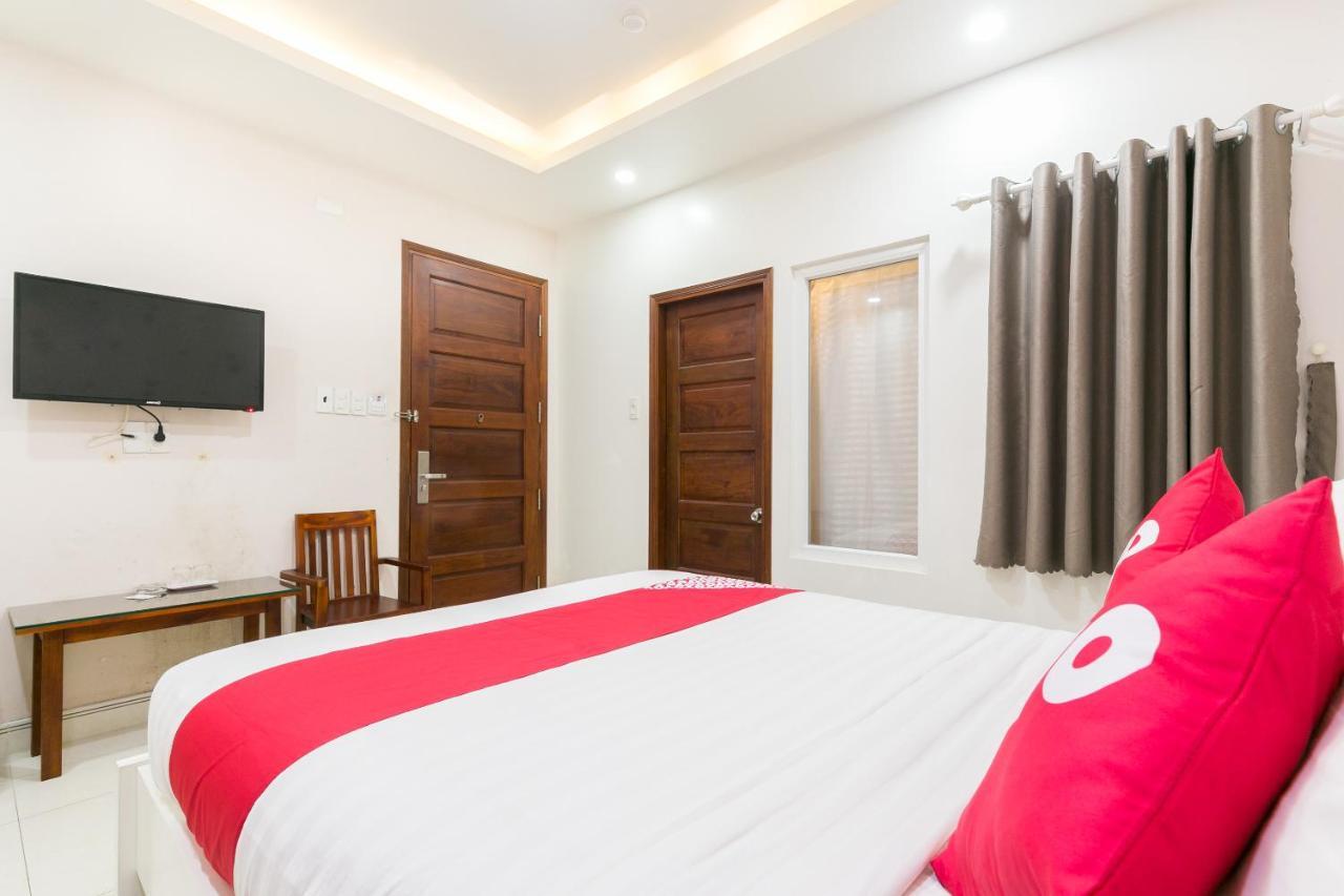 Oyo 652 Monaco Hotel Ho Chi Minh City Bagian luar foto