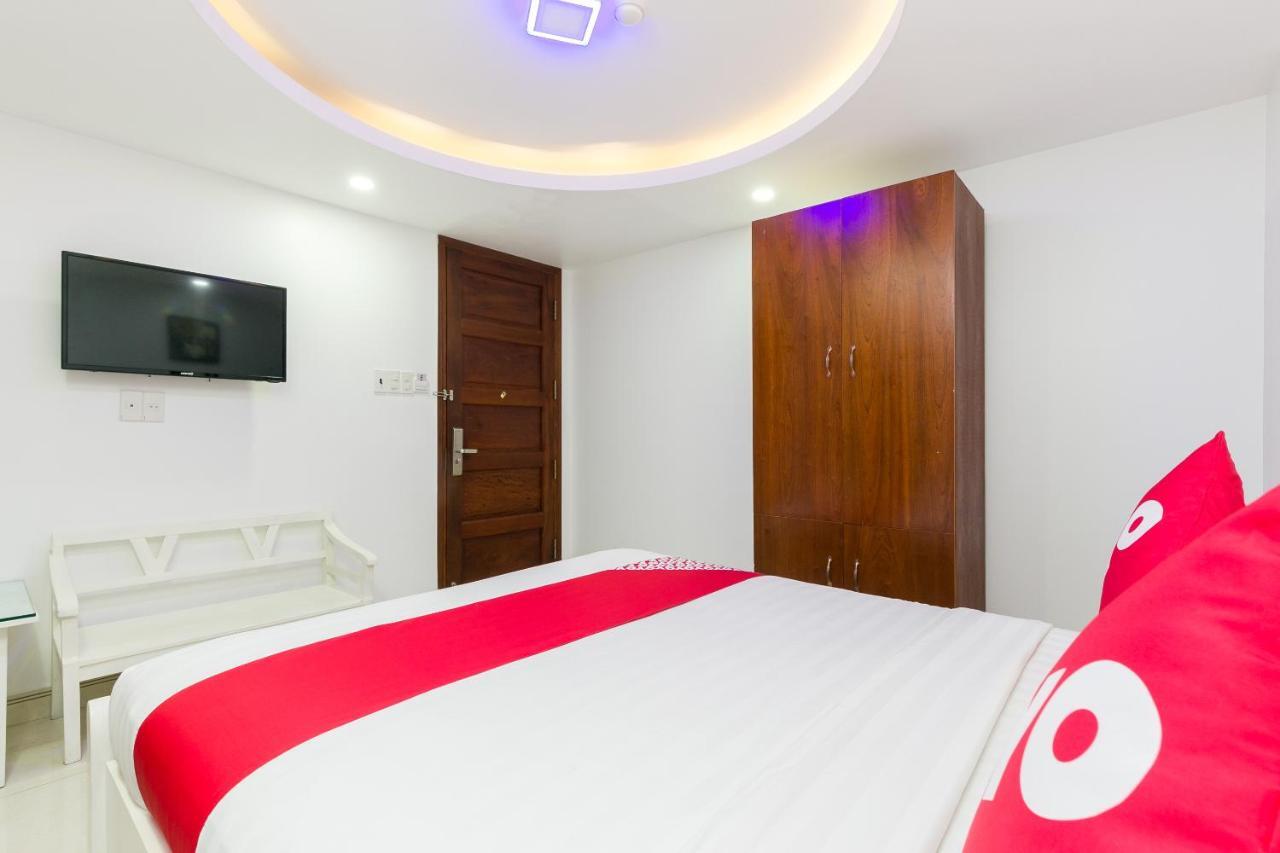 Oyo 652 Monaco Hotel Ho Chi Minh City Bagian luar foto